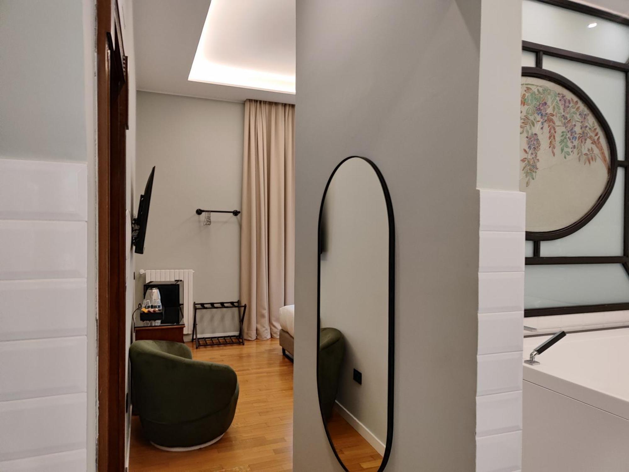 Deluxe Spaccanapoli ภายนอก รูปภาพ